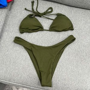 Olive green bikini 🌺